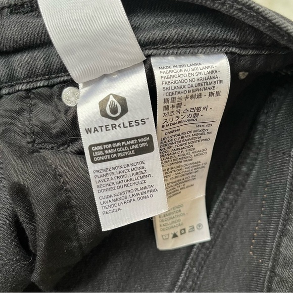 Levi’s Ribcage Bootcut Jeans Washed Black High Waisted  Button Fly Size 31/33 - Picture 13 of 14